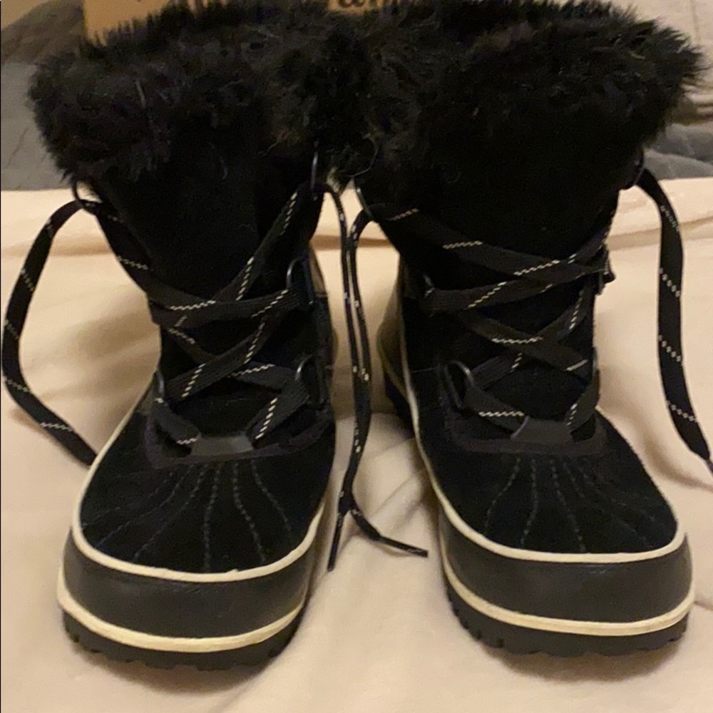 Sorel Tivoli II winter snow boots